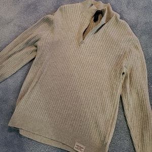 Calvin Klein grey men's quarter zip sweater